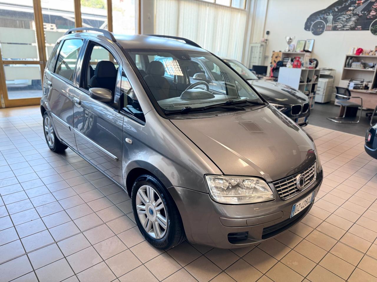 Fiat Idea 1.3 Multijet 16V 70 CV BlackEnergy
