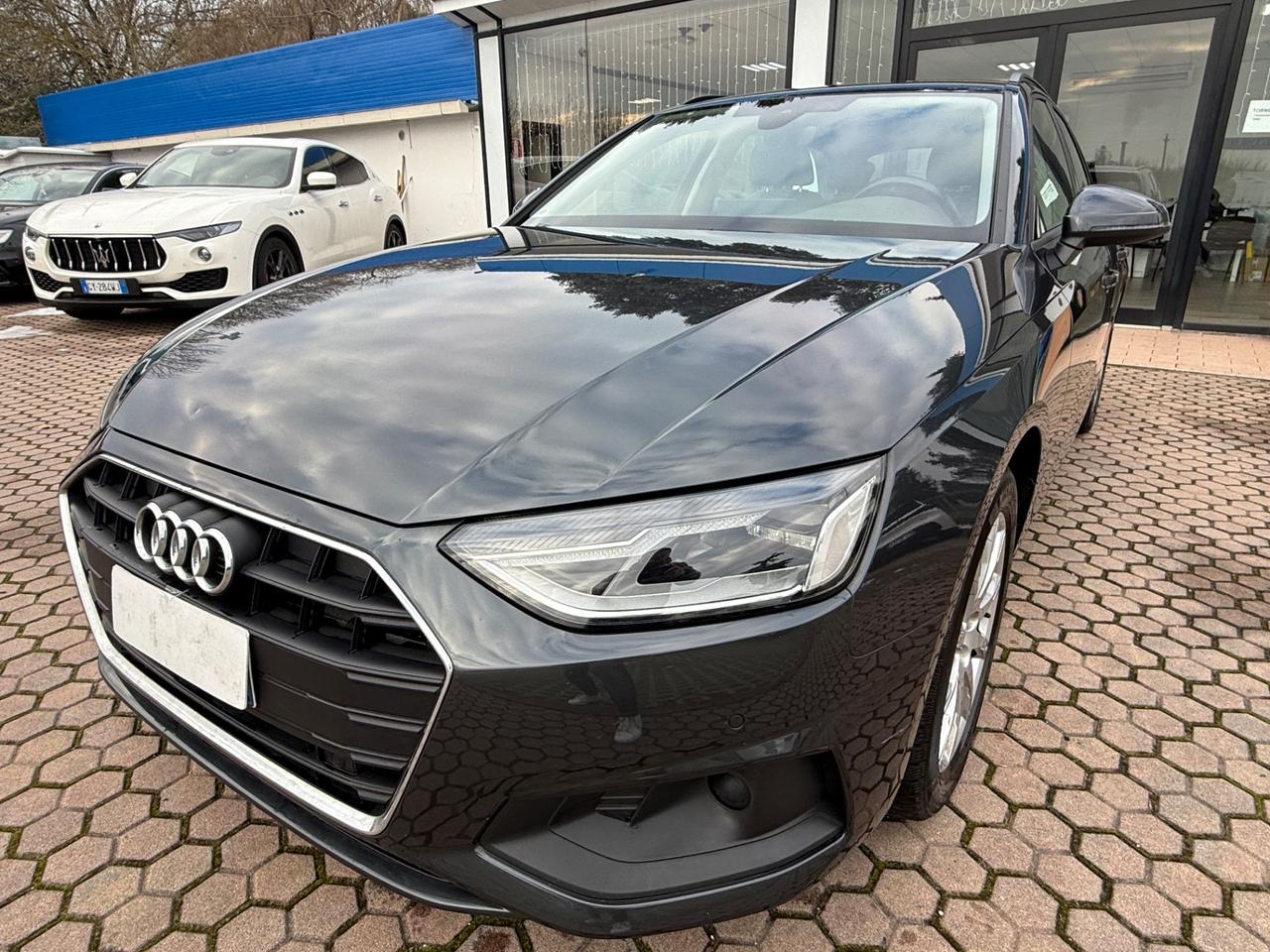 Audi A4 Avant 40 TDI S tronic Business