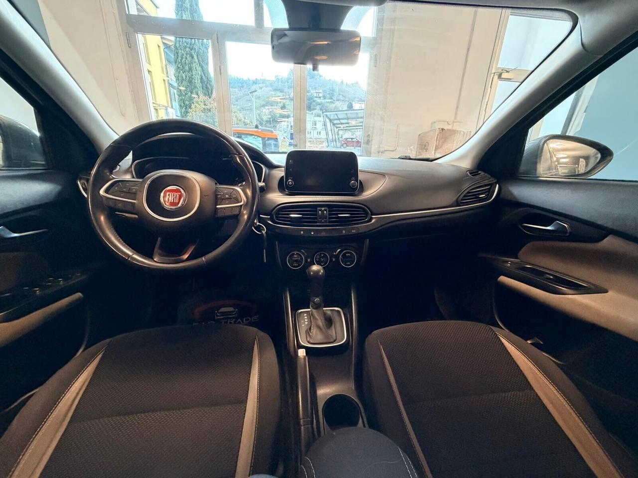 FIAT Tipo 1.6 Mjt S&S SW DCT Lounge 2018