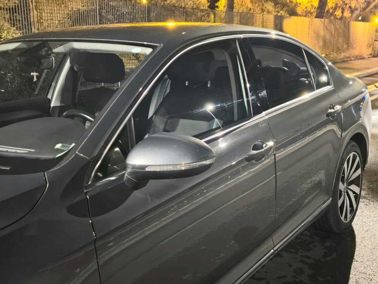 Volkswagen Passat 2.0 TDI DSG Highline BlueMotion