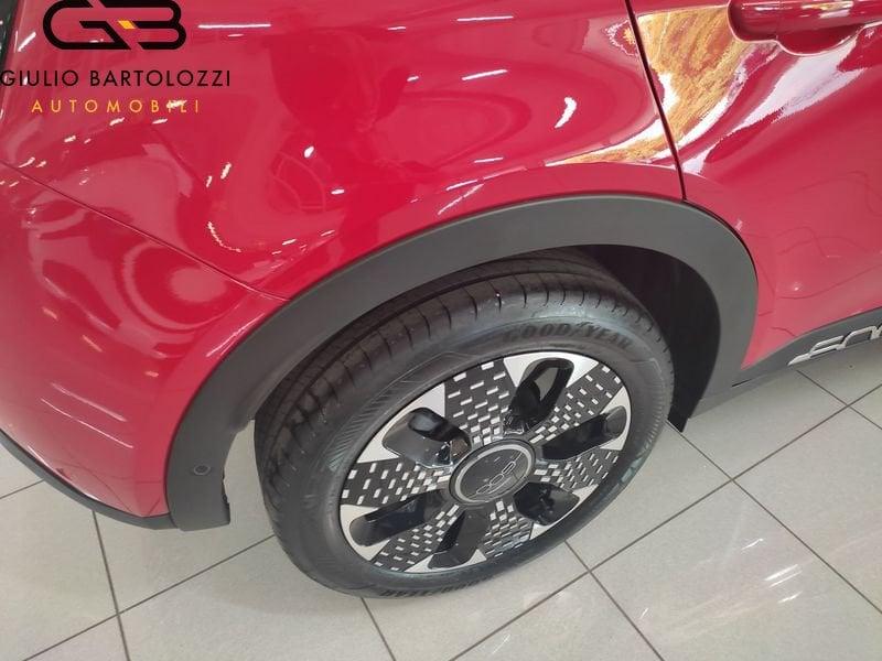 FIAT 600 1.2 Hybrid 145cv La Prima II
