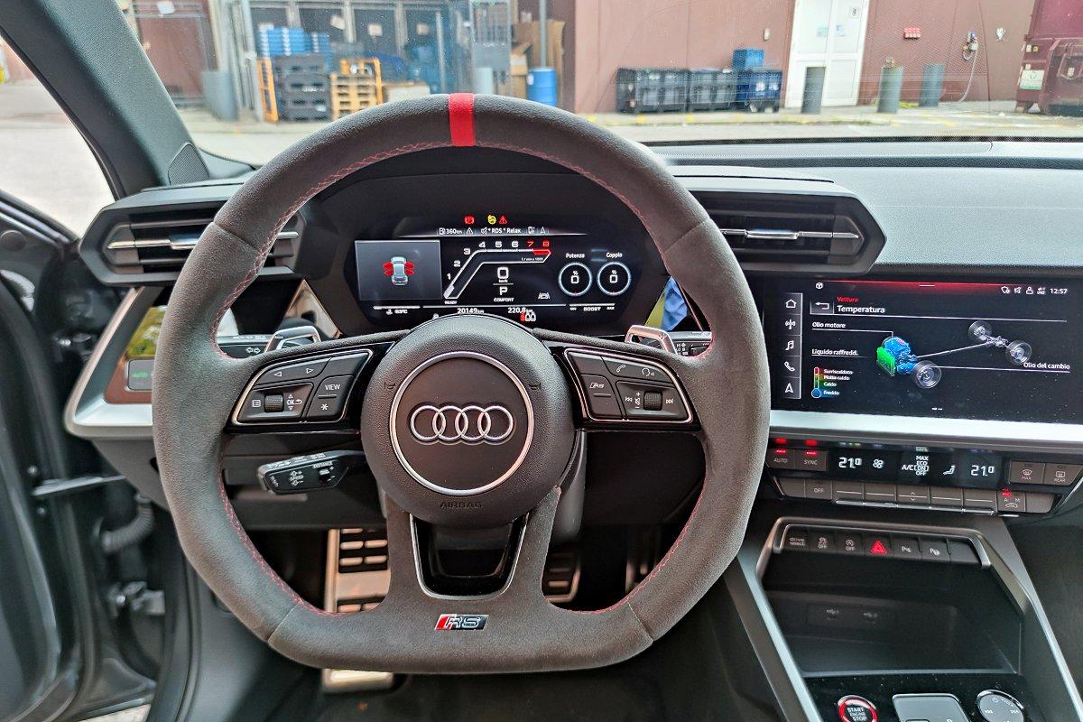 AUDI RS 3 SPB TFSI quattro S tronic