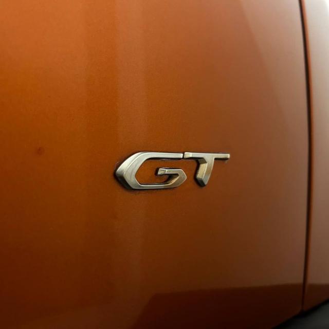 PEUGEOT 2008 motore elettrico 136 CV GT Pack TETTO APRIBILE