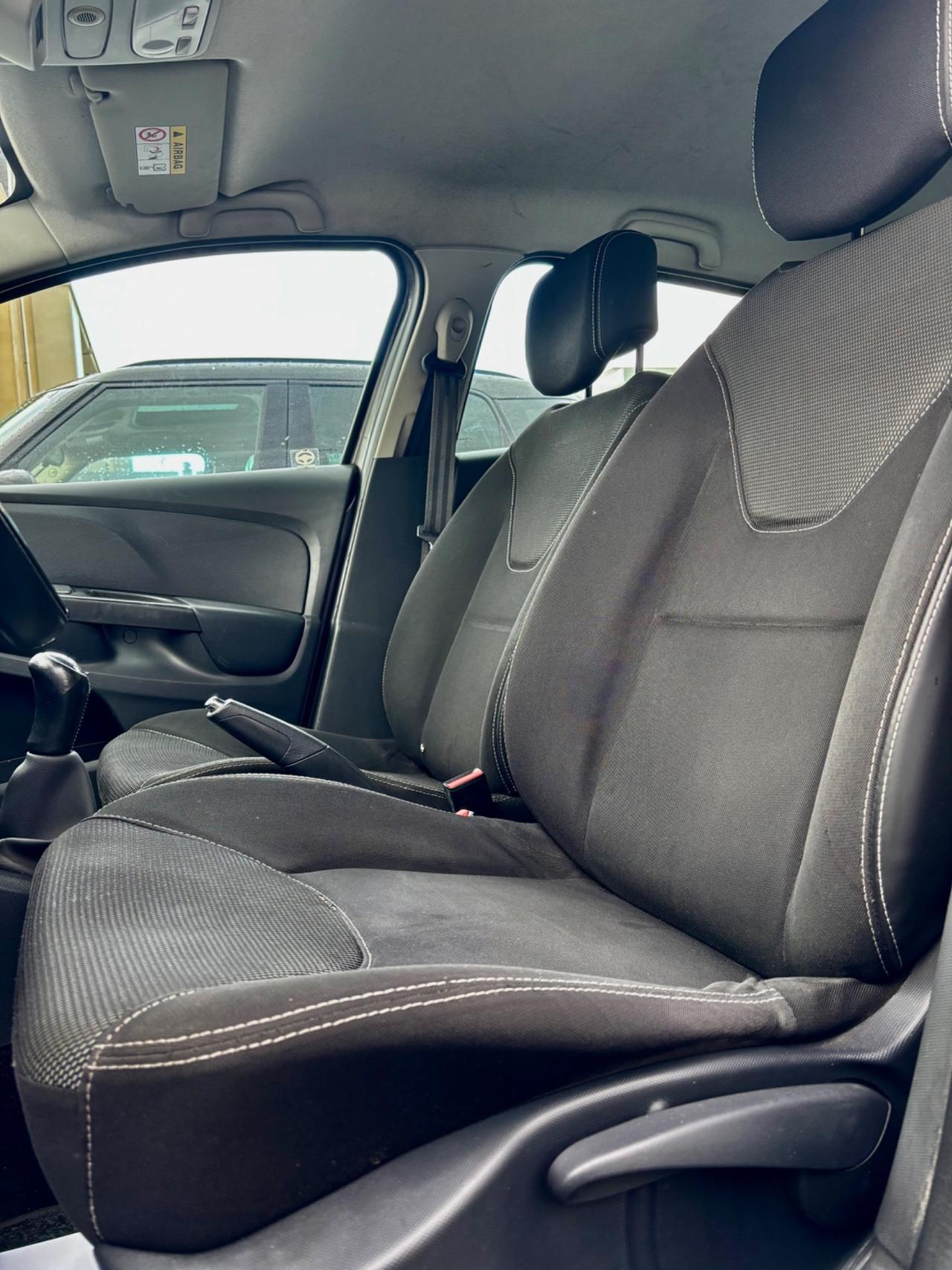 Renault Clio 1.2 75CV GPL 5 porte Costume National