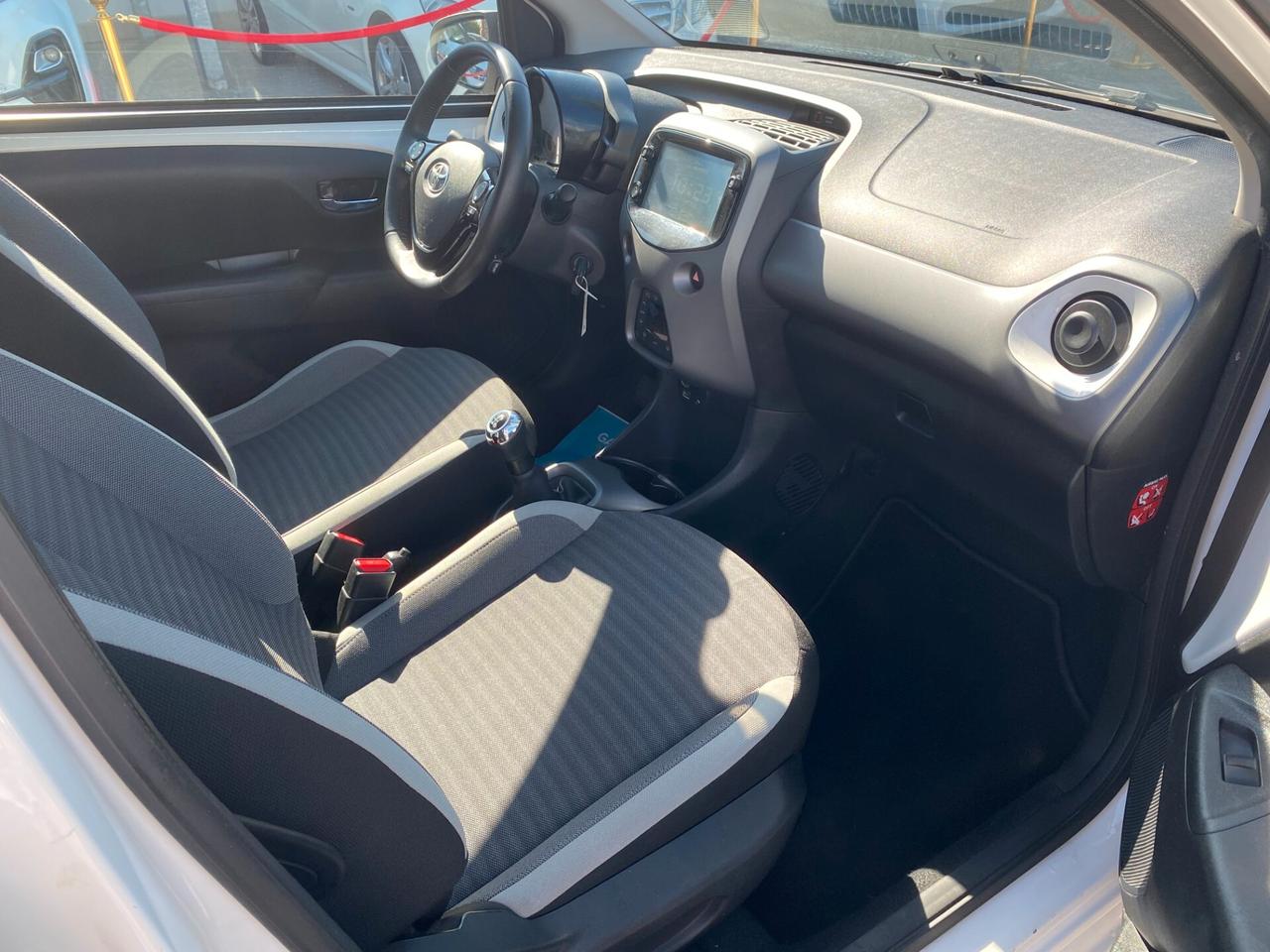 TOYOTA - Aygo - 1.0 VVT-i 72 CV 5p. x-cite - UNIPRO. - FINANZIABILE - PERMUTE