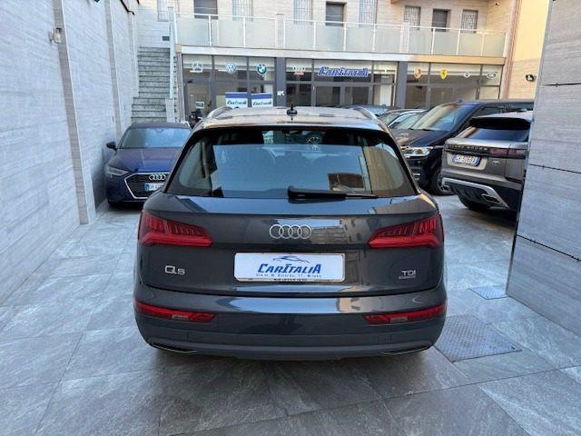 AUDI Q5 2.0 TDI 190 CV quattro S tronic Business
