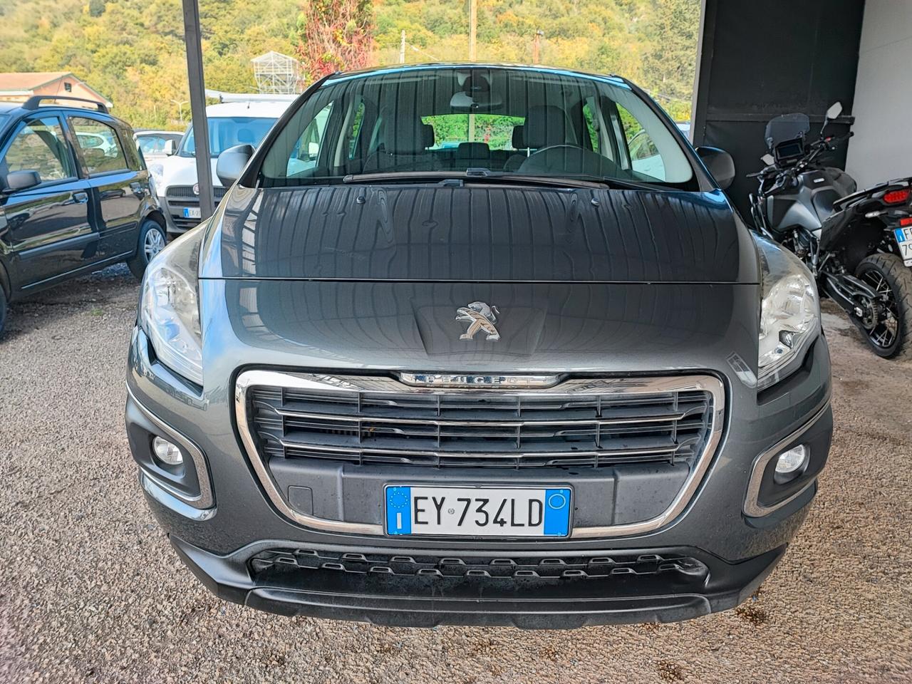 Peugeot 3008 1.6 HDi 115CV Business