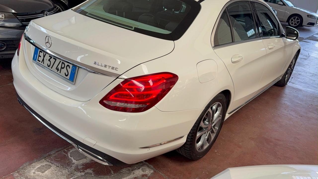 Mercedes-benz C 220 Premium