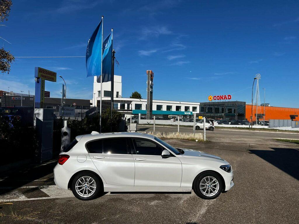 BMW Serie 1 5 Porte 120 d Advantage xDrive Auto