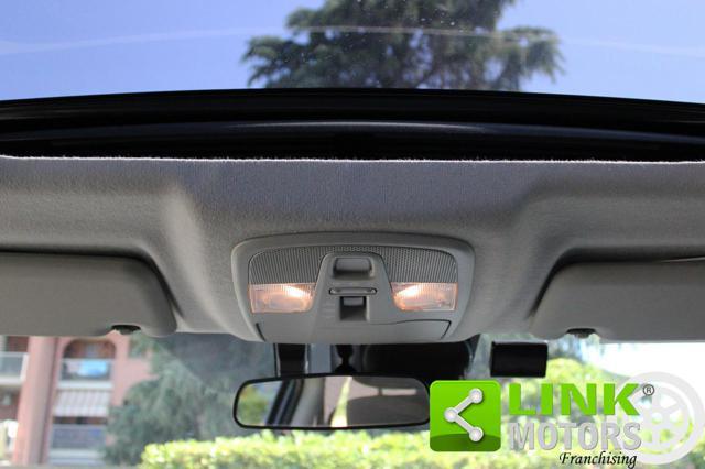 SUZUKI Vitara 1.5 Full-Hybrid 102 CV Starview BiColor 2WD A/T