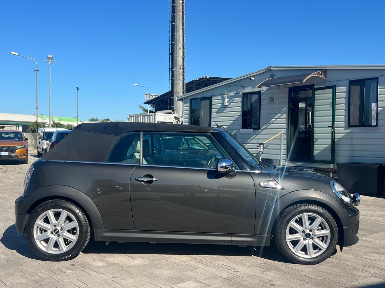 Mini 2.0 Cooper SD Cabrio FINANZIABILE
