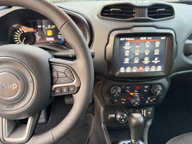 Jeep Renegade 1.3 T4 190CV PHEV 4xe AT6 Limited da 150 euro al mese