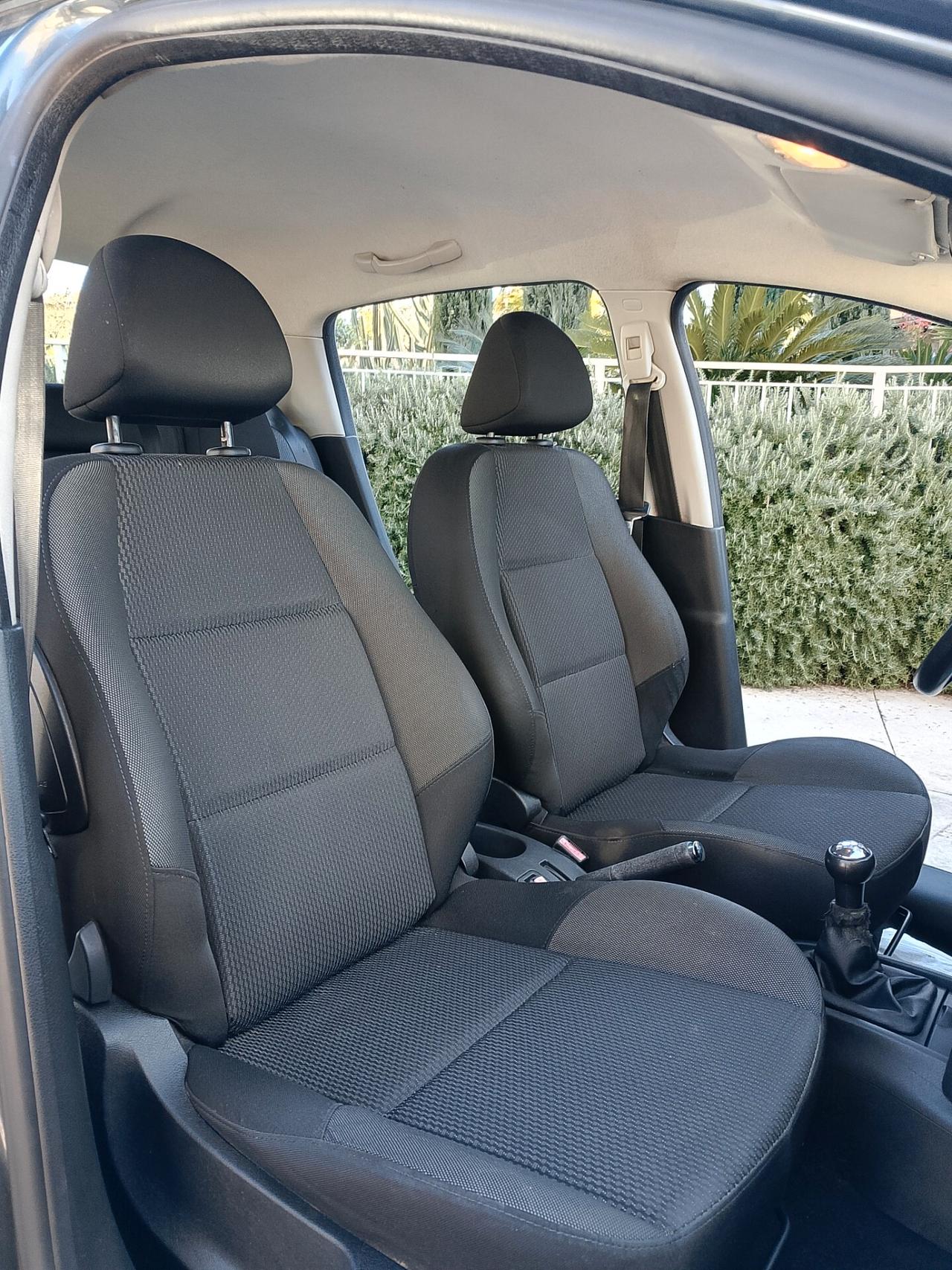 Peugeot 207 1.4 HDi 70CV 5p. X Line Business