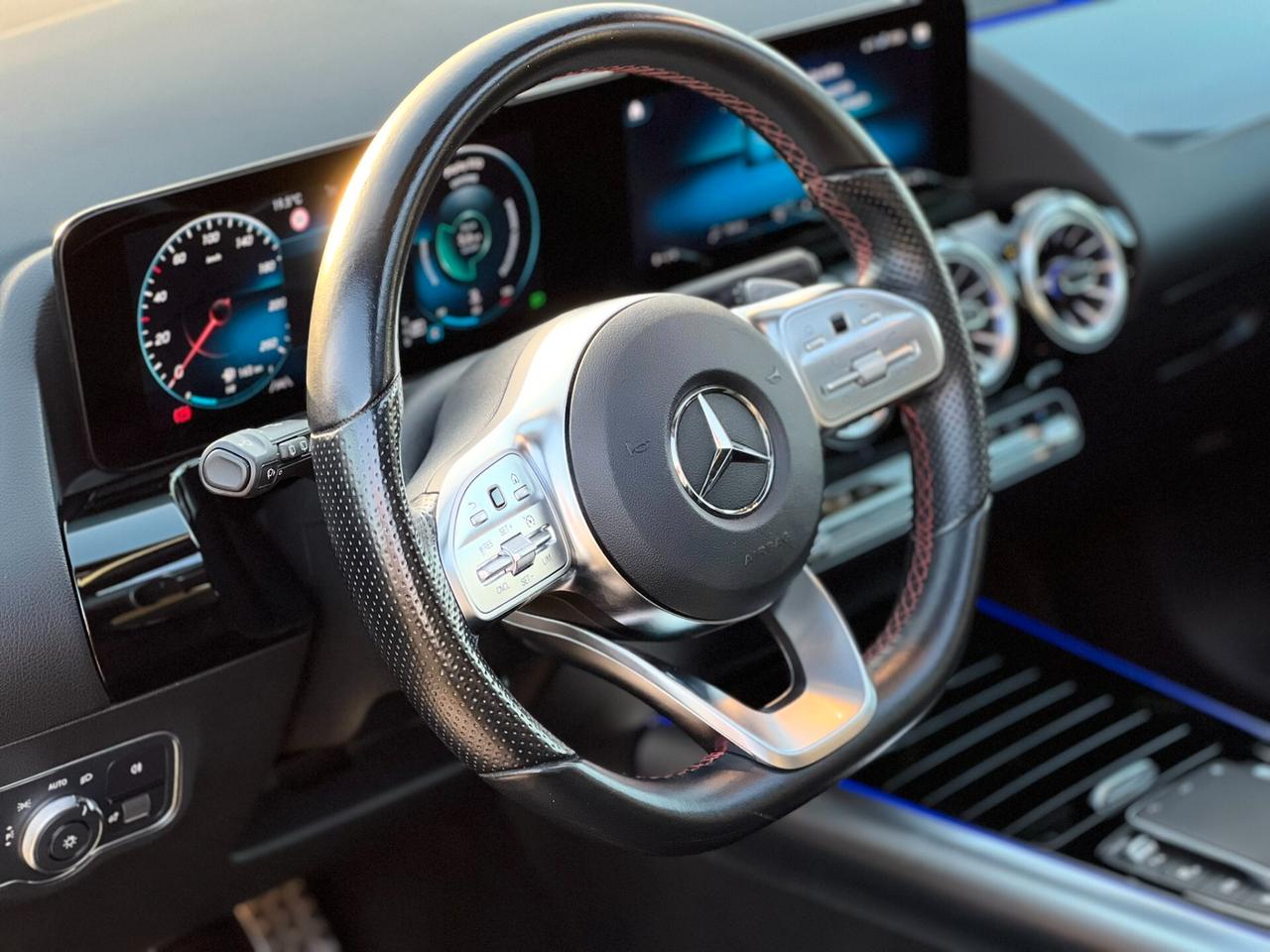 Mercedes-benz GLA 200 d 2.0 150cv Premium PLUS AMG ITALIANA TETTO