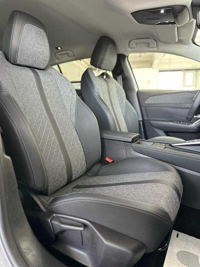 Peugeot 408 Hybrid 136 e-DCS6 Allure