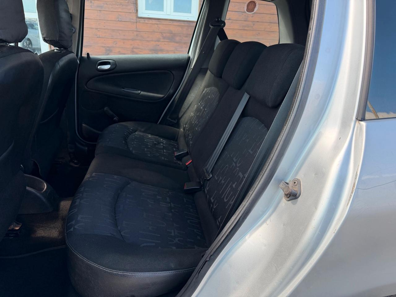 PEUGEOT 206 1.4 SW XS