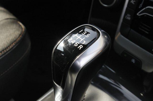 VOLVO V40 Cross Country D2 Business FULL-LED