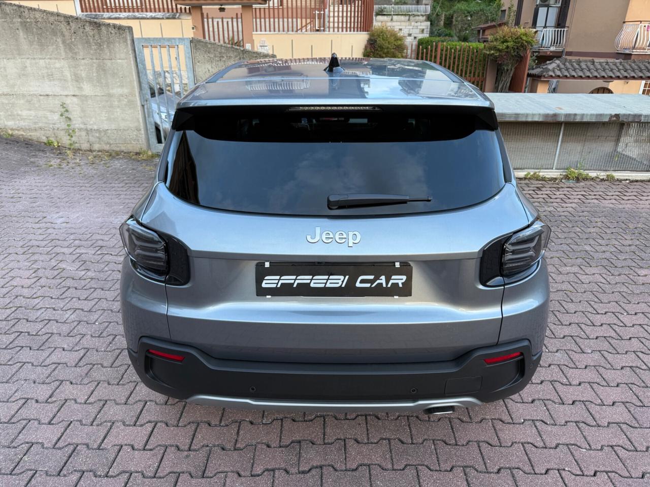 Jeep Avenger 1.2 e-Hybrid 110 cv MHEV Summit