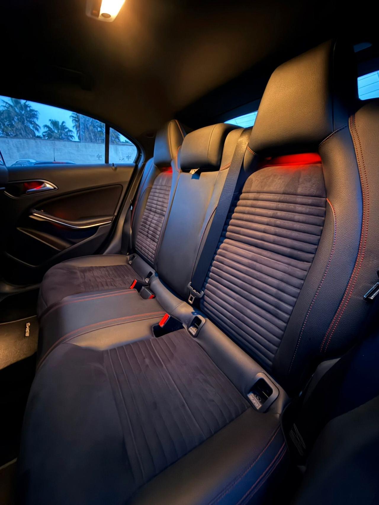 Mercedes-benz A 180d Automatic Premium AMG Pelle/Led