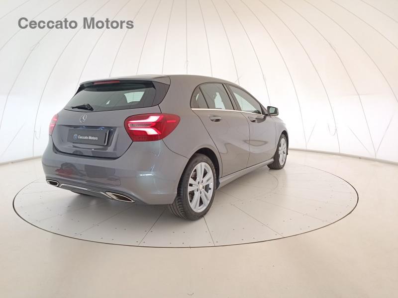 Mercedes Classe A 180 180 D Premium 7G-DCT