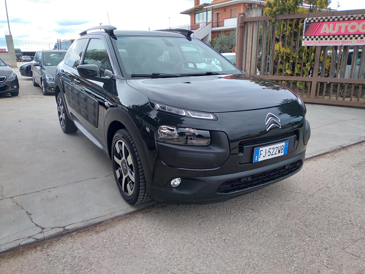 Citroen C4 Cactus BlueHDi 100 Shine