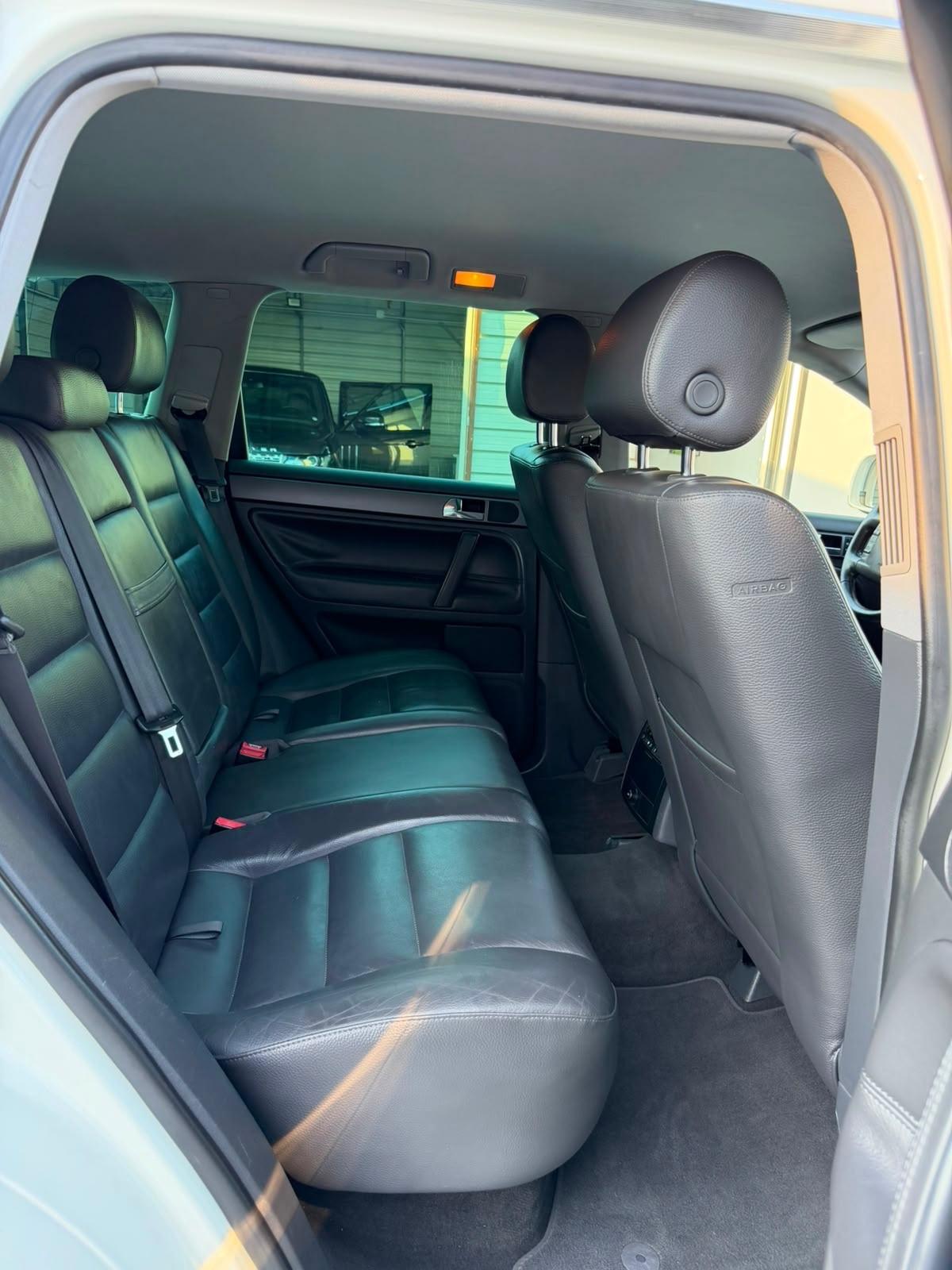 Volkswagen Touareg 3.0/240CV V6 TDI DPF tip. Dakar