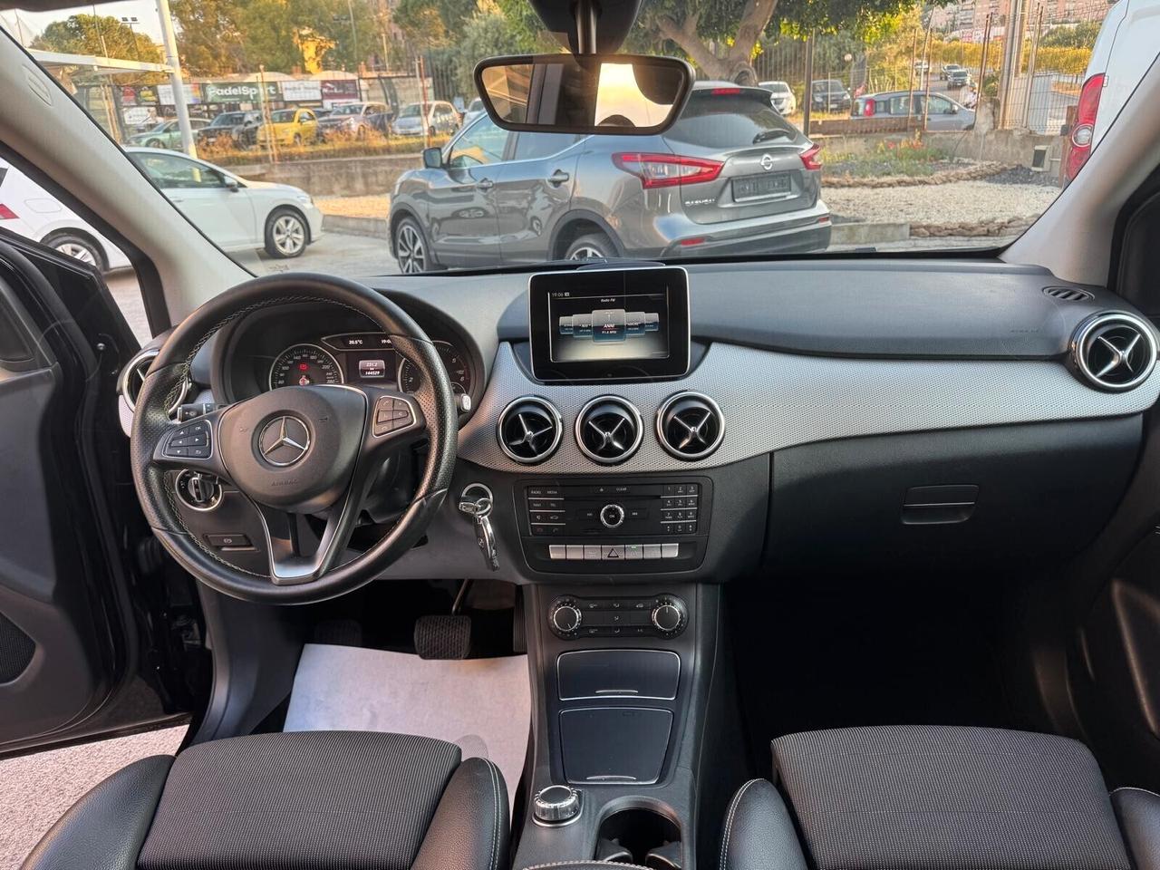 Mercedes-benz B 200 d Automatic Premium
