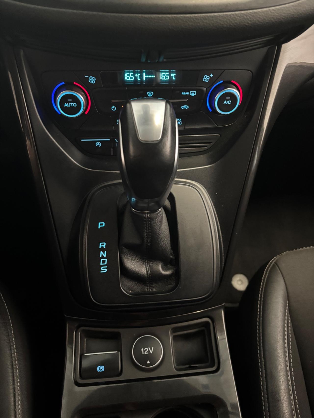 Ford Kuga 1.5 TDCI AUTOMATICA Powershift Titanium