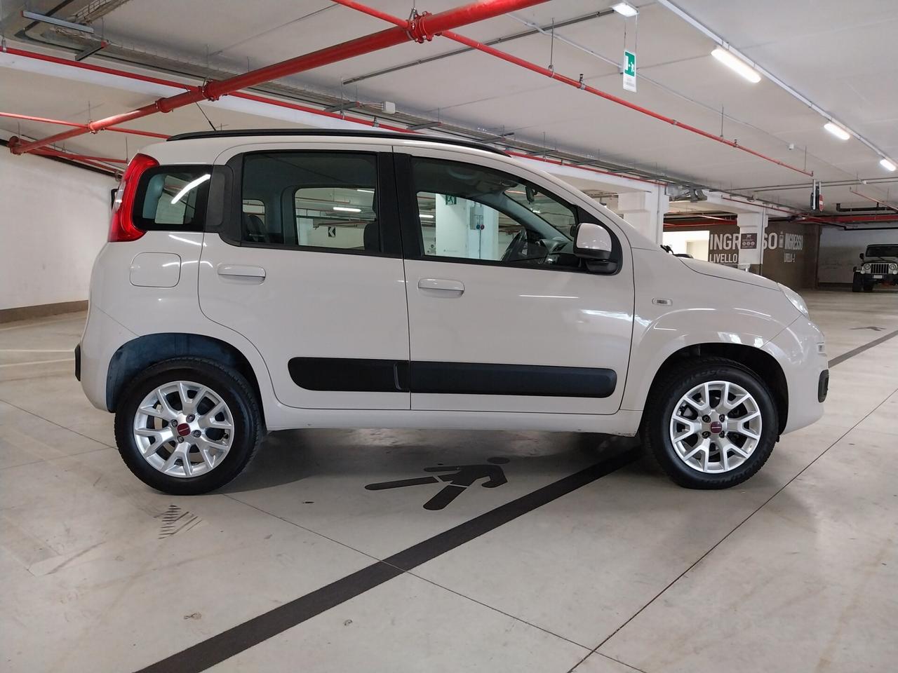 Fiat Panda 0.9 TwinAir Turbo Natural Power Lounge , ok neopatentati