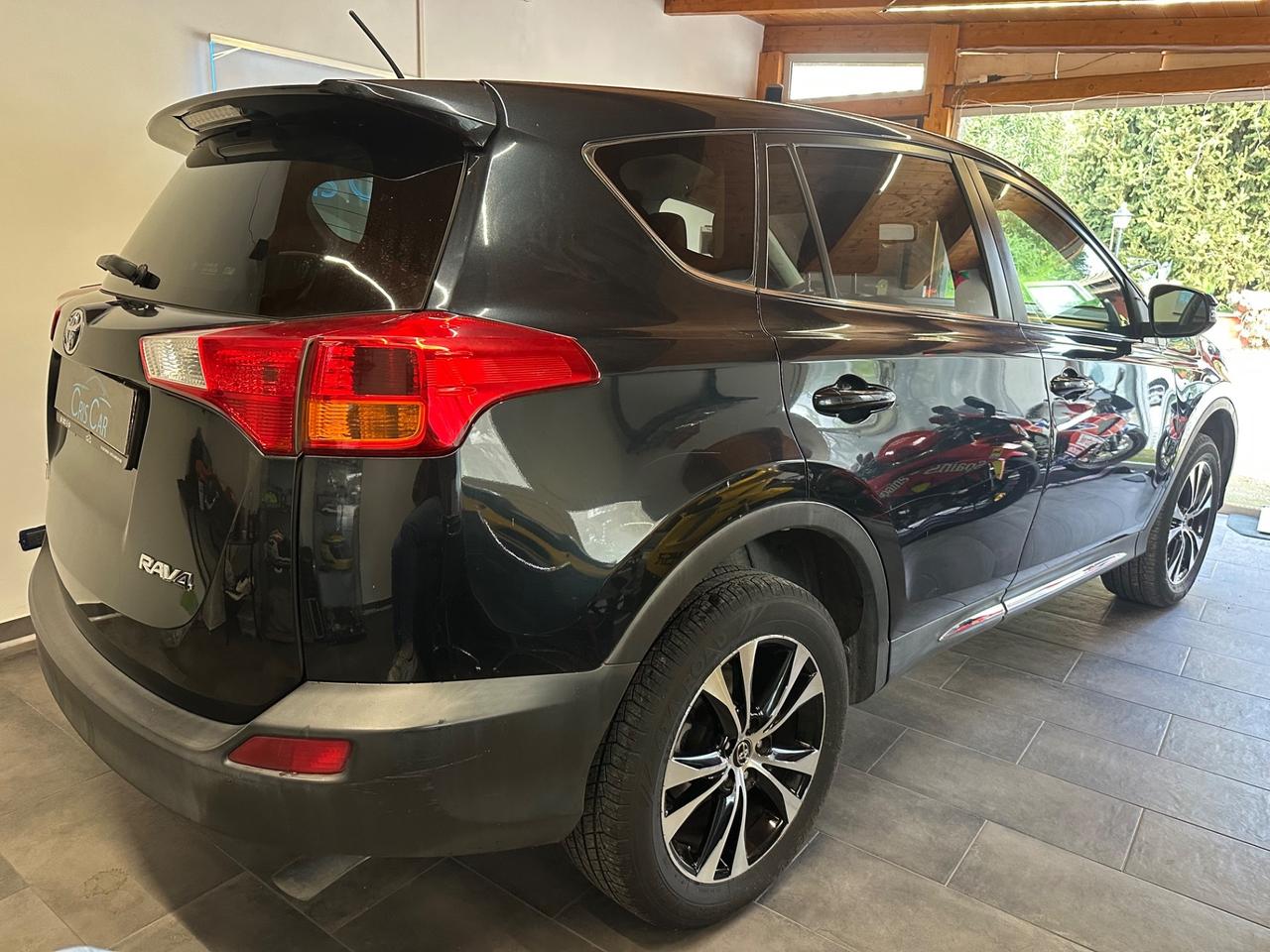 Toyota RAV 4 RAV4 2.0 D-4D 2WD Style