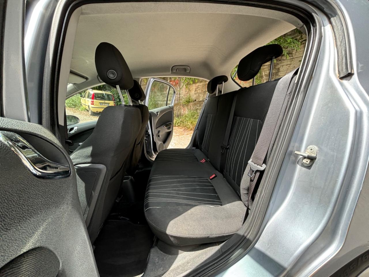 Opel Corsa 1.2 5 porte Club