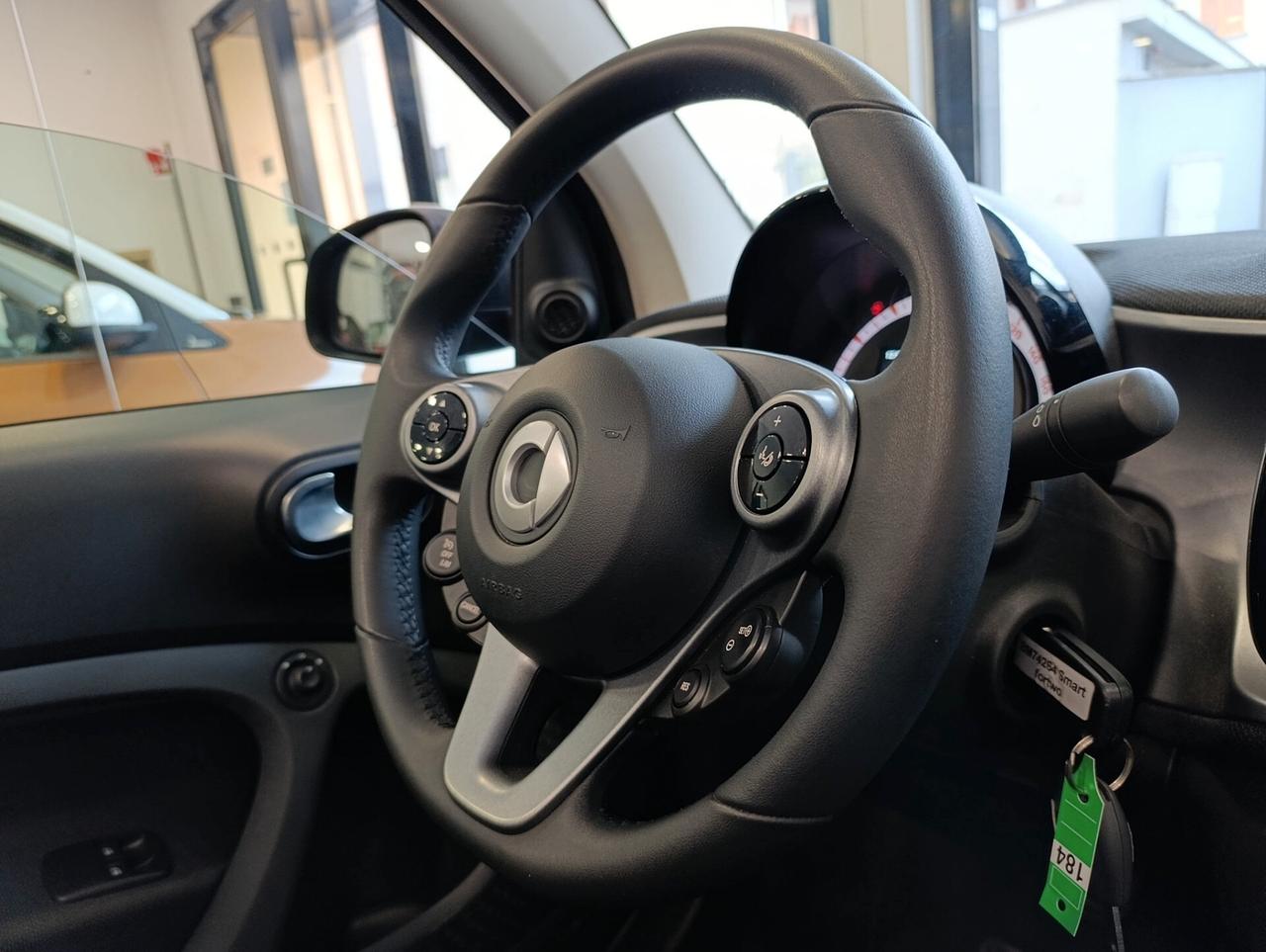 Smart ForTwo 90 0.9 Turbo aut. cabrio Passion navi telecamera