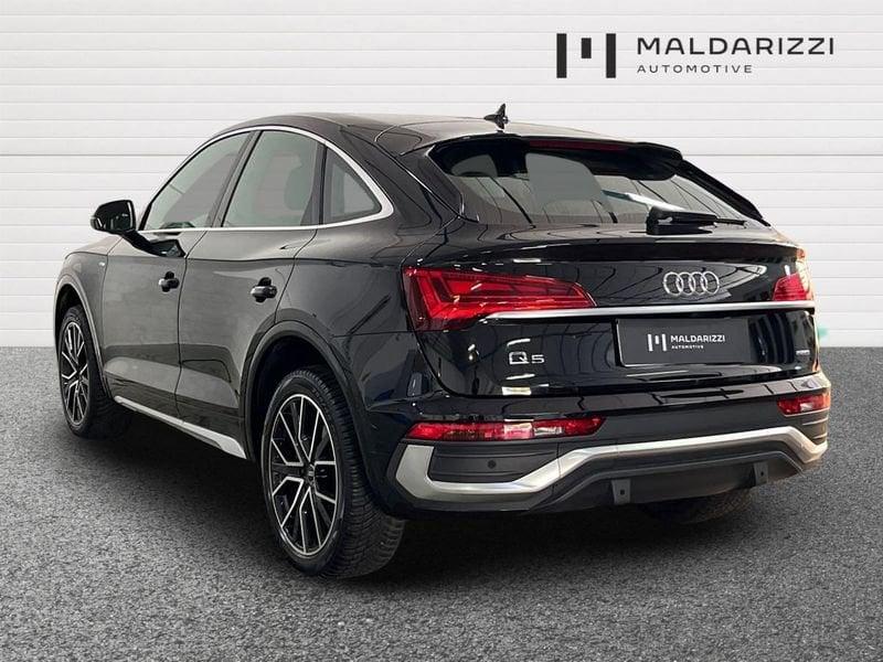 Audi Q5 I Sportback 2021 Sportback 40 2.0 tdi mhev 12V S line Plus quattro s-troni