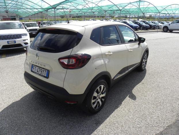 RENAULT Captur dCi 8V 90 CV Sport Edition
