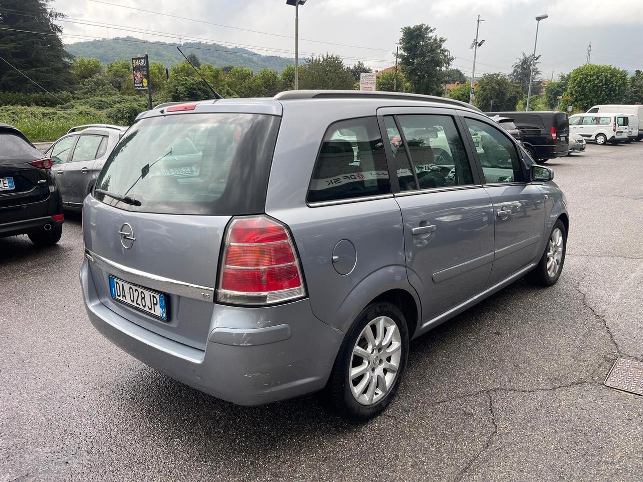 Opel Zafira 1.6 16V Twinport Cosmo
