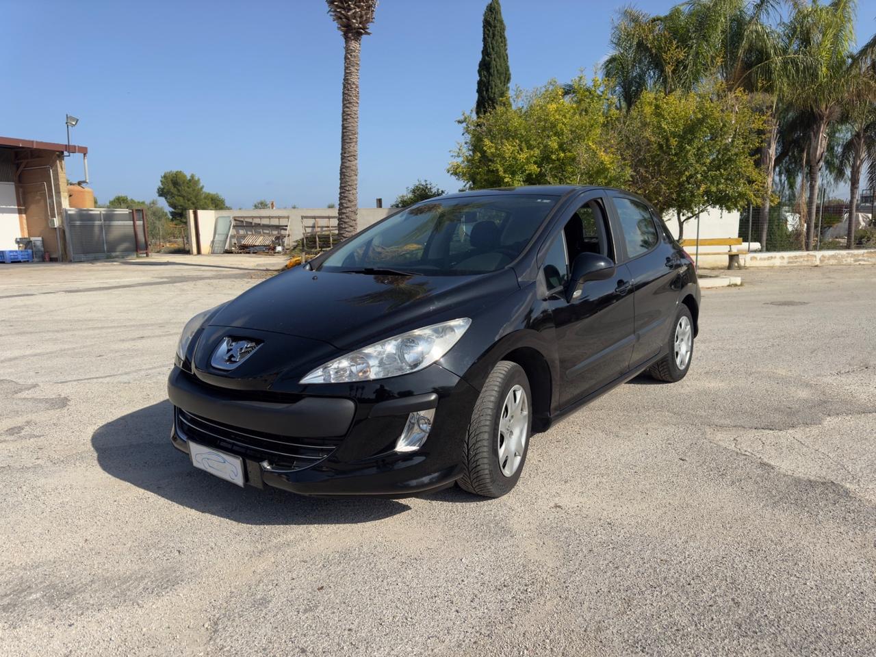 Peugeot 308 1.6 HDi 90CV 5p. Business