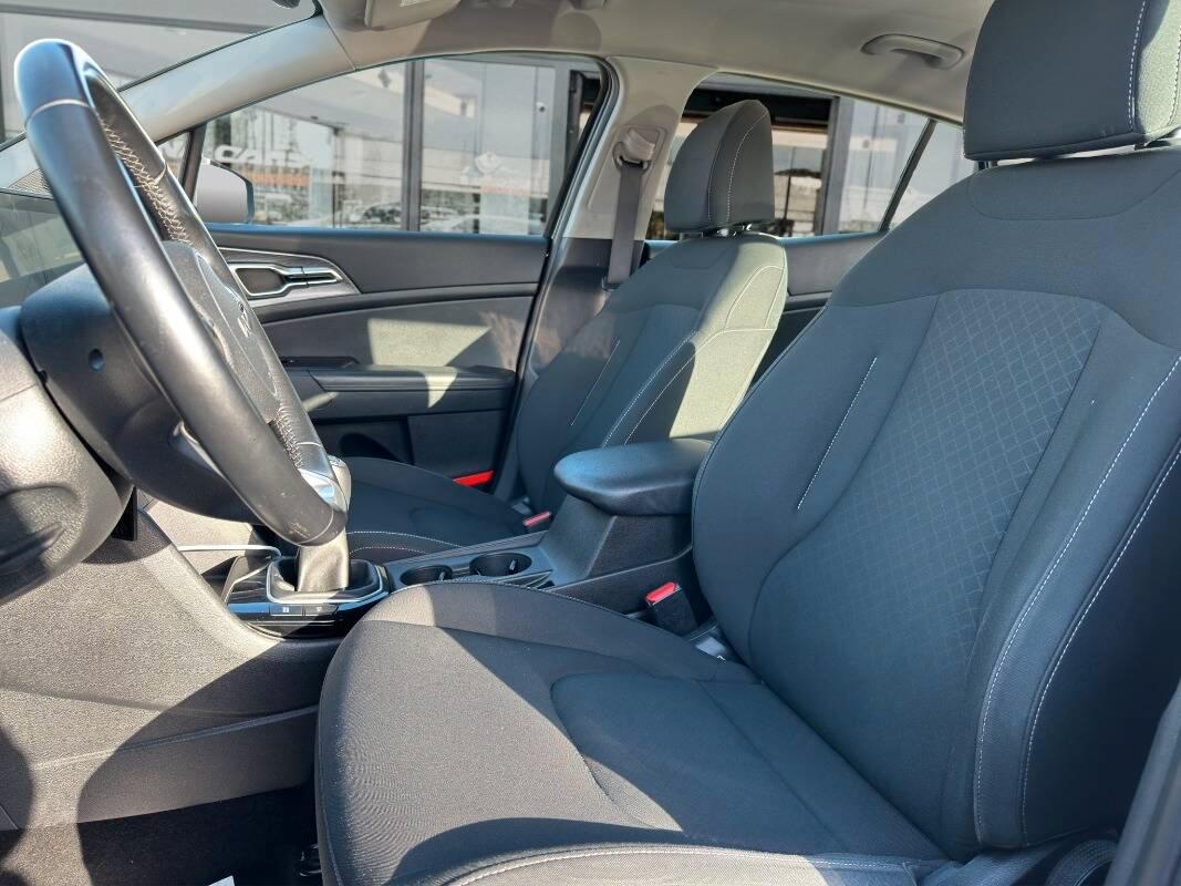 Kia Sportage 1.6 crdi mhev Business con Telecam e CarPlay