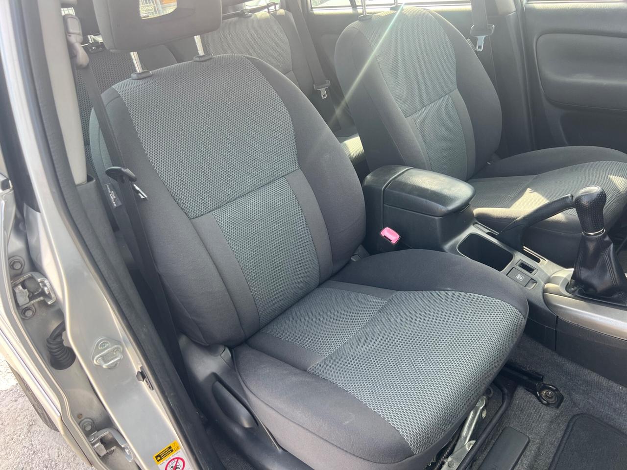 Toyota RAV 4 2.0 4x4