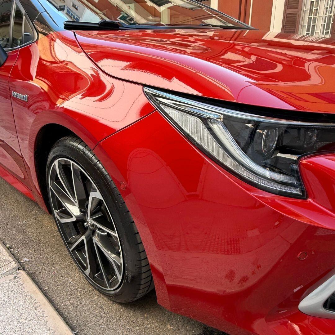 Toyota Corolla 2.0 Hybrid Lounge