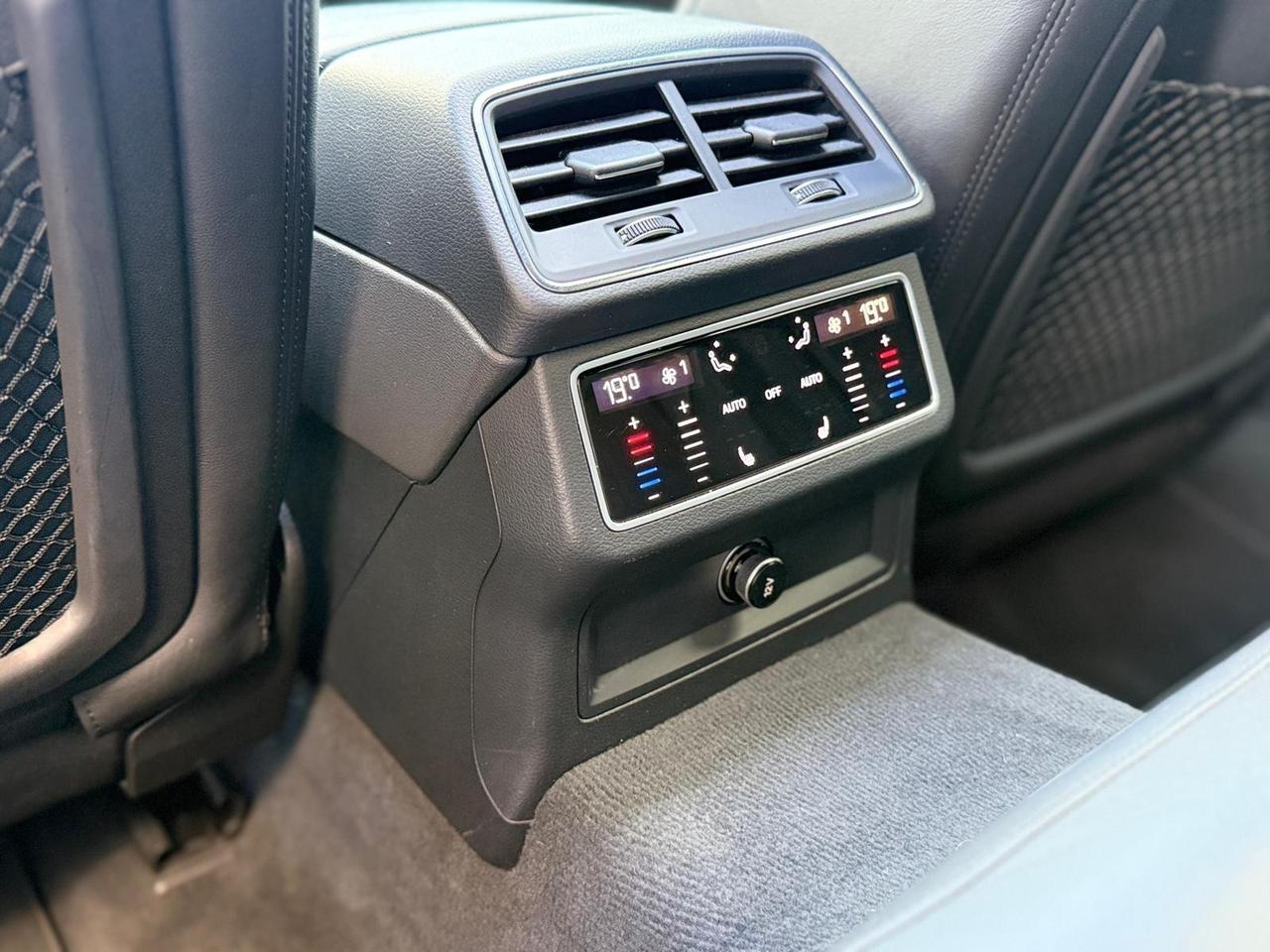 Audi A6 RS 6 Avant 4.0 TFSI V8 quattro tiptronic