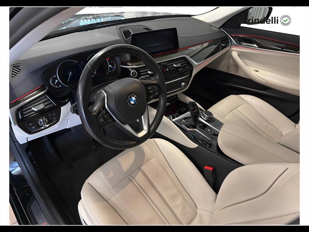 BMW Serie 5(G30/31/F90) - 518d Touring Luxury