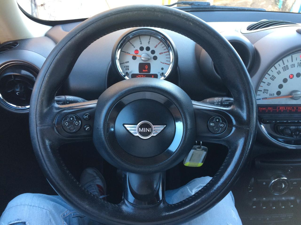 2011 Mini Cooper D Countryman 1.6 tagliandata !! per neopatentati!!!