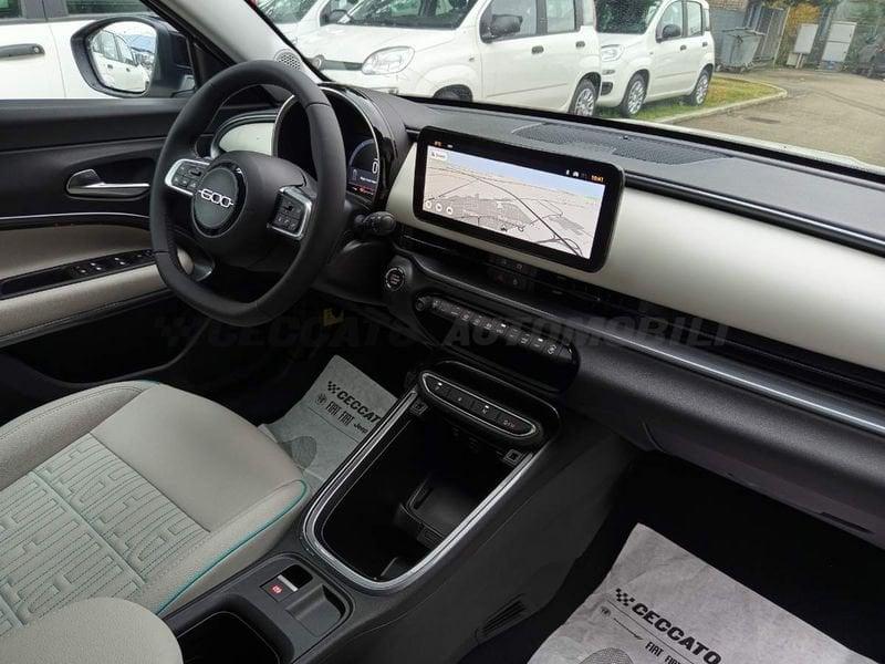FIAT 600 600 1.2 hybrid La Prima II 110cv auto