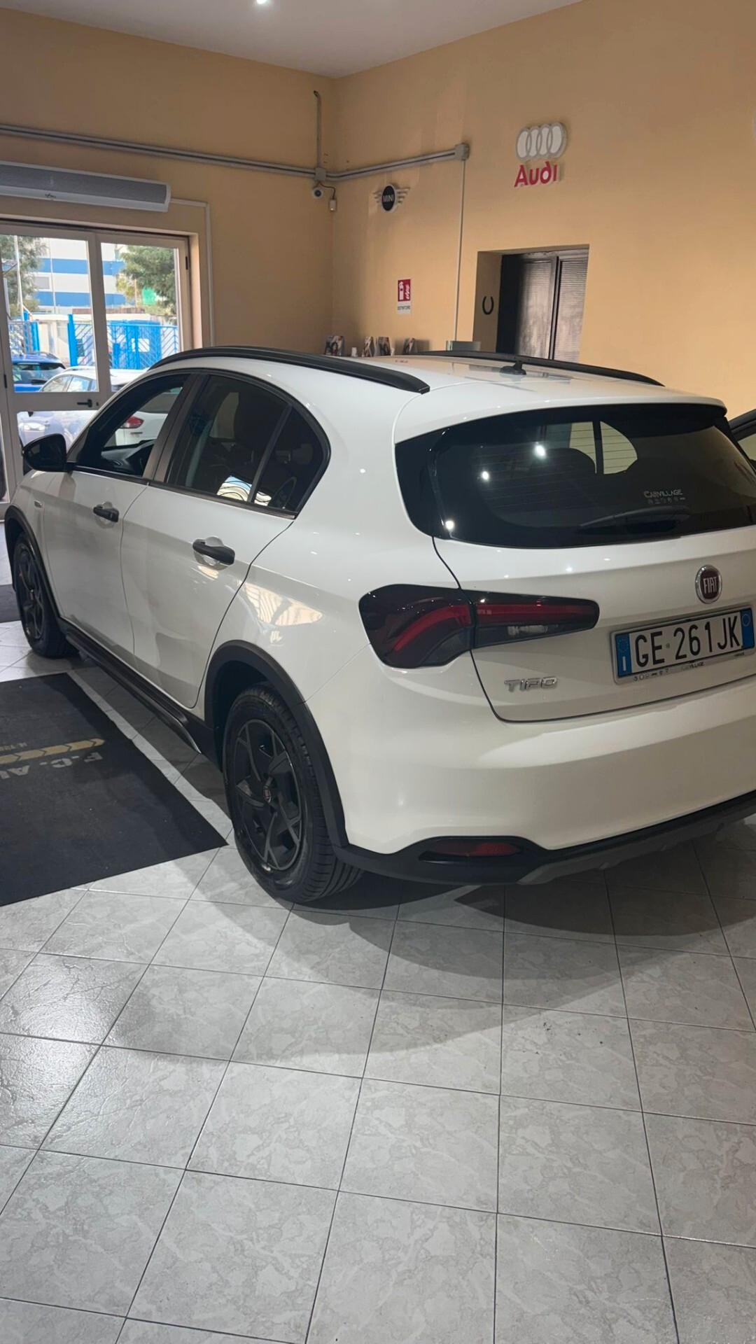 Fiat Tipo 1.6 Mjt S&S 5 porte City Cross