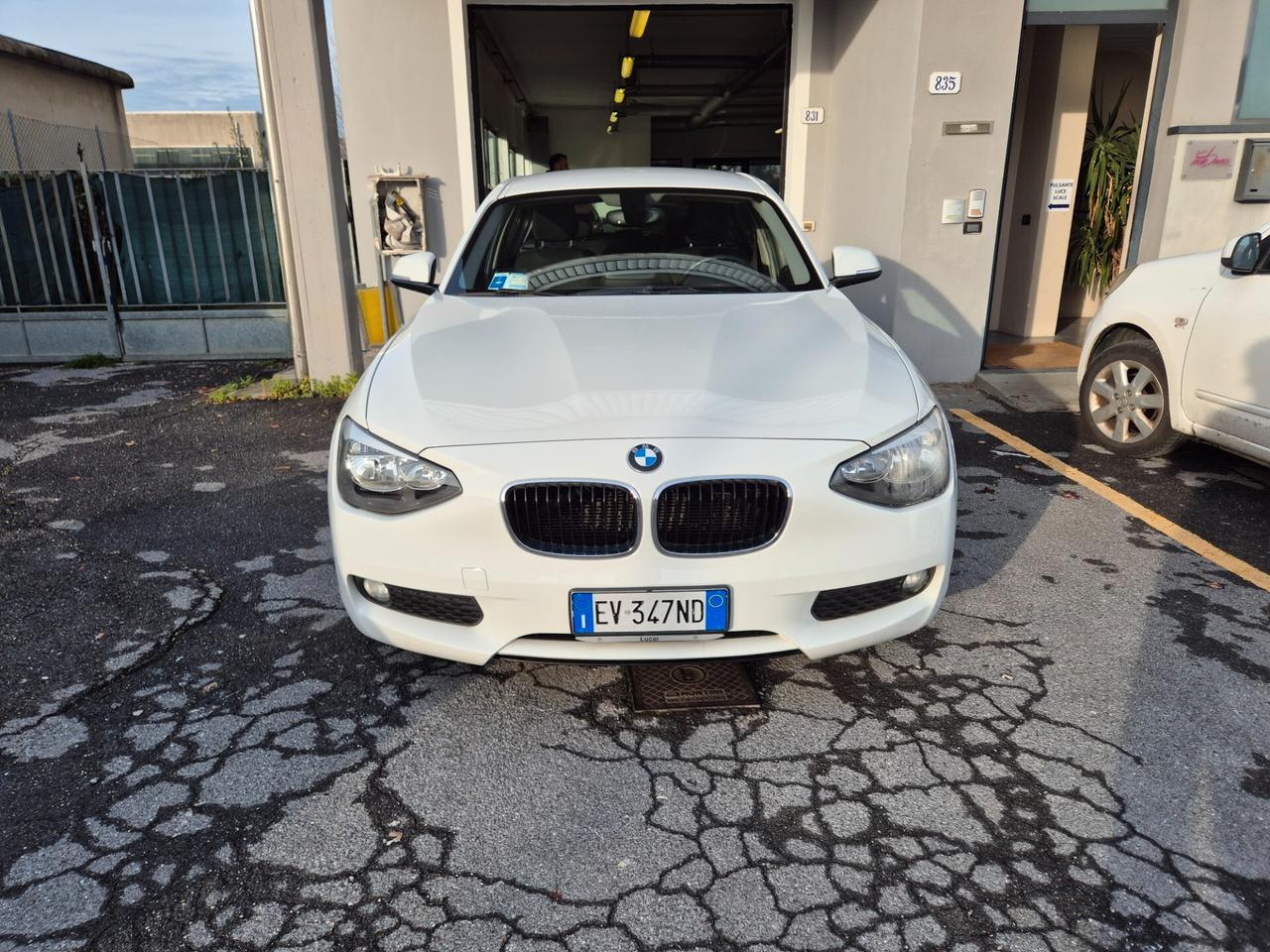 Bmw 116 116d 5p. Urban NEOPATENTATI