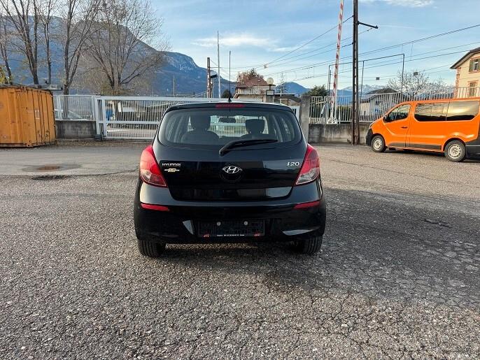 Hyundai i 20 5p 1.1 cri Sound Edition
