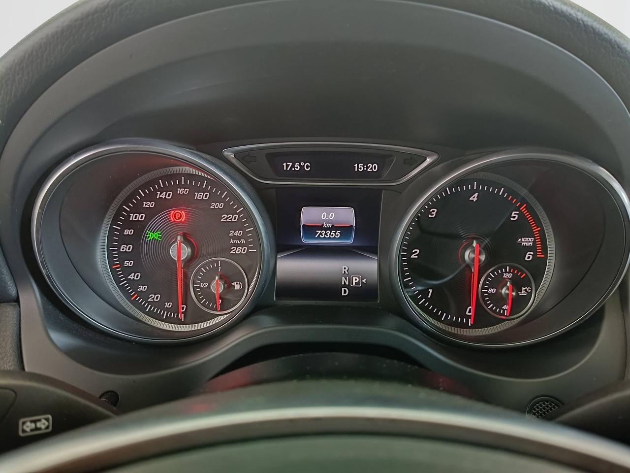 Mercedes-Benz CLA - C117 - CLA 200 d Premium auto FL