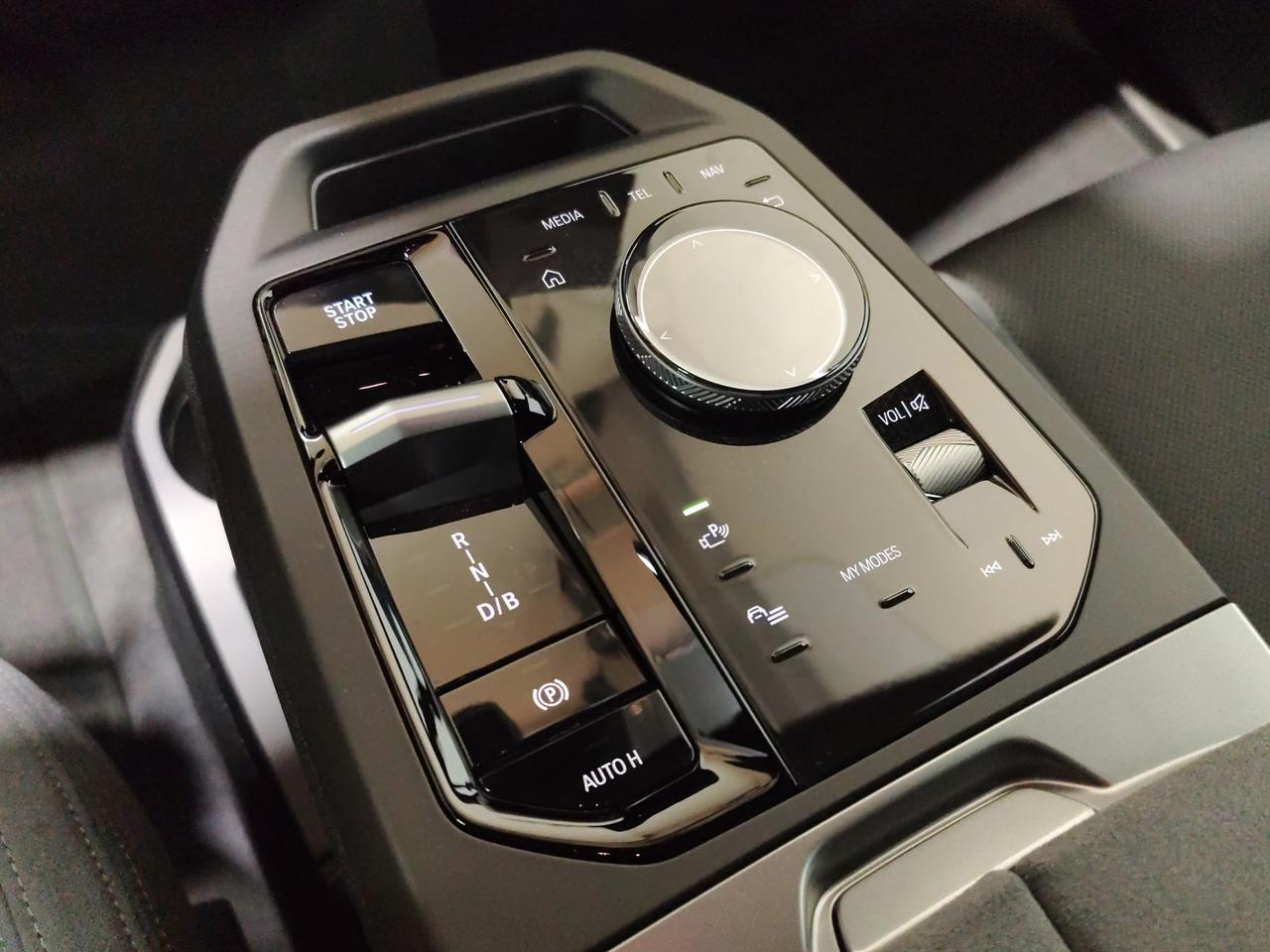BMW iX xDrive45 MSport Pro