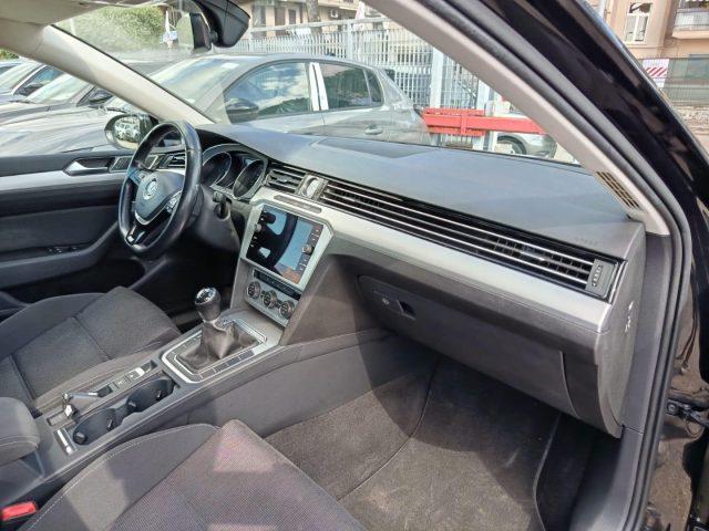 VOLKSWAGEN Passat Variant 2.0 TDI Business BlueMotion Tech.