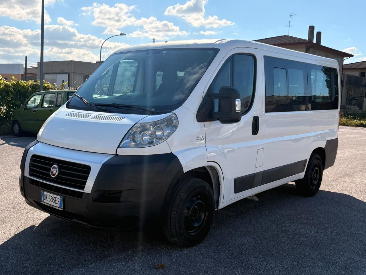Fiat Ducato 30 2.3 MJT PC-TN Panorama 9 POSTI
